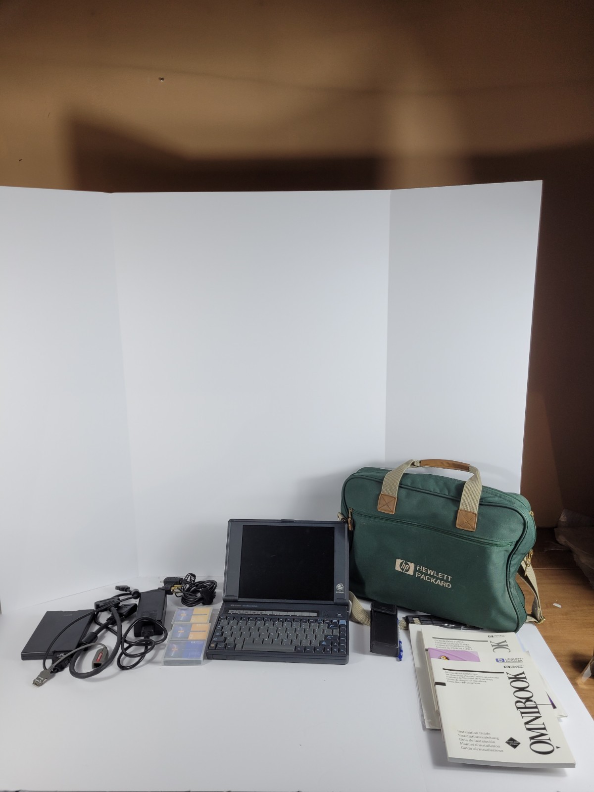 Hewlett Packard HP Omnibook 800CT Notebook Laptop Fully Functional Ships Free