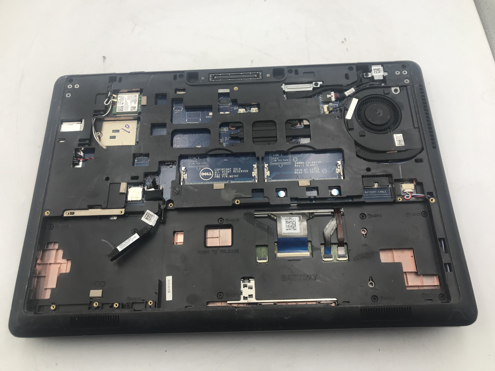 DELL LATITUDE E5550 – BOOTS TO BIOS – INTEL I5 5200U – NO RAM – READ DESCRIP -BB