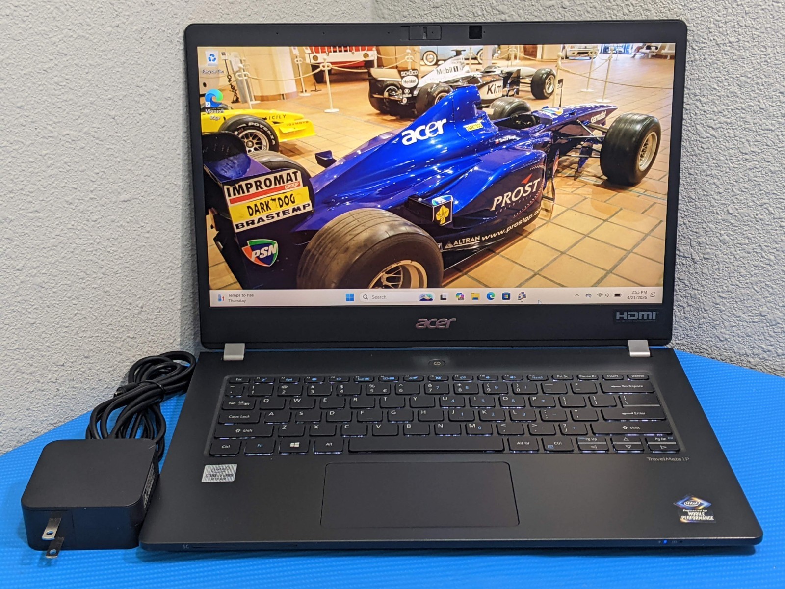 Acer TravelMate P614-51-G2 14″ FHD i7-10610U 1.8GHz 16GB 512GB SSD W11P +Charger