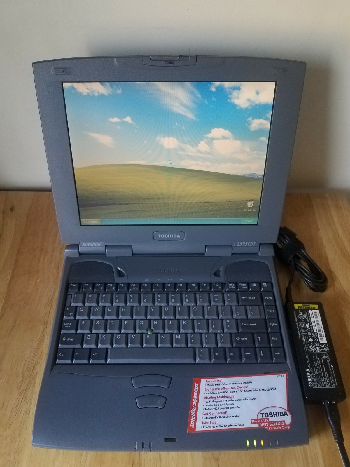 Toshiba Satellite 2595CDT 12.1” TFT(Intel Celeron @ 400MHz,128MB Ram,40GB HDD)