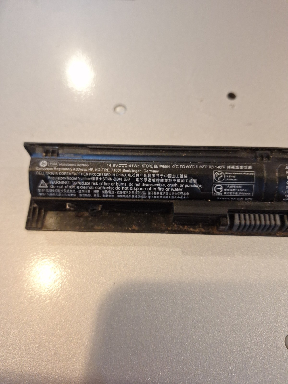 HP Pavilion 17-f053us AMD A8-6410 AMD Radeon R5 2GHZ 8GB NO HDD Read Description
