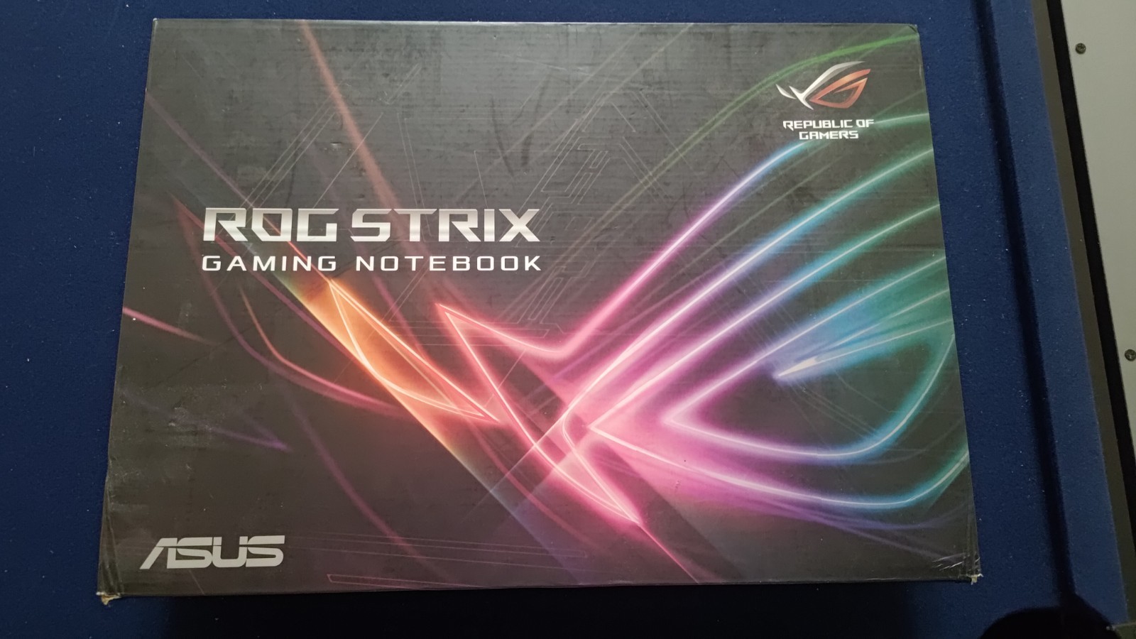 ASUS ROG Strix GL702ZC 17.3” (2T + 1T, AMD Ryzen 7, 3.70GHz, 32GB) Laptop