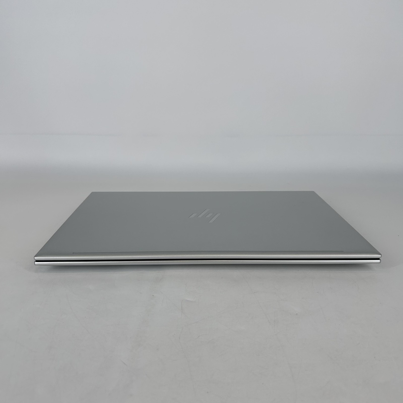 HP Elitebook 860 G11 16 Silver FHD+ 1.7 GHz Ultra 7 155U 64GB 1TB SSD Excellent