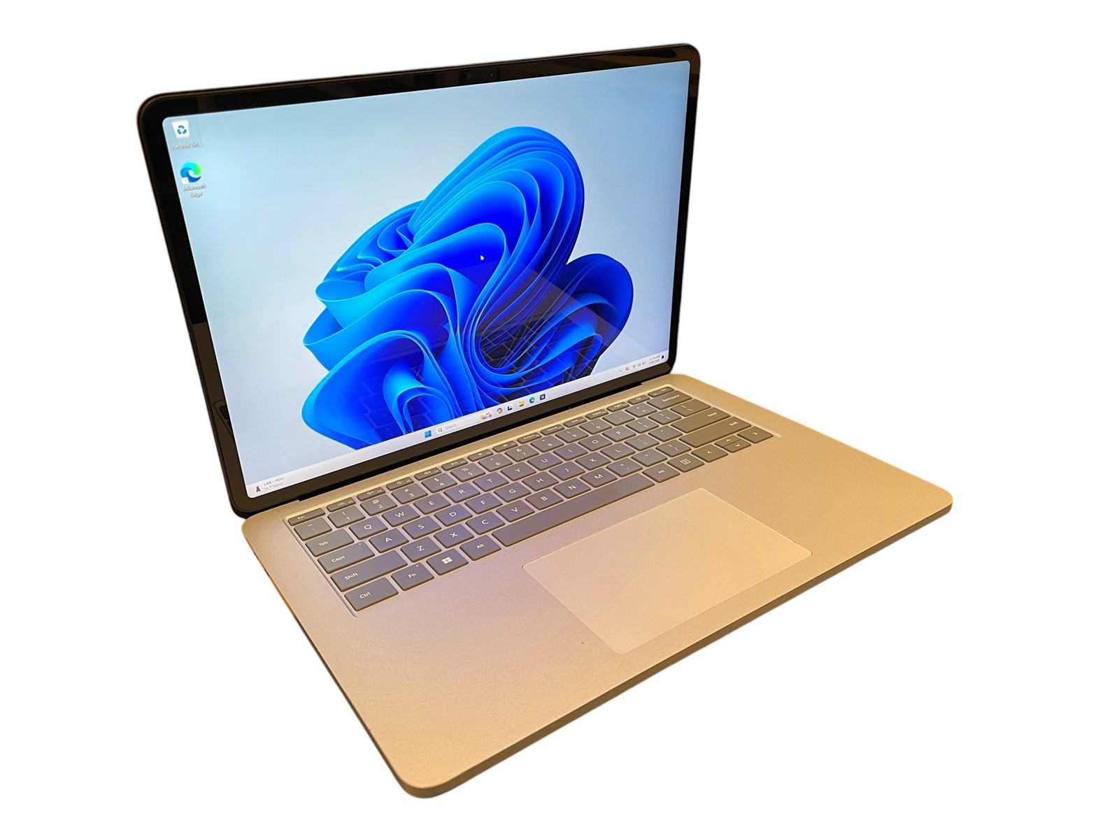 Microsoft Surface Laptop Studio 1964 i7-11370H 3.3GHz 16GB 512GB WIN11PRO 14.4″
