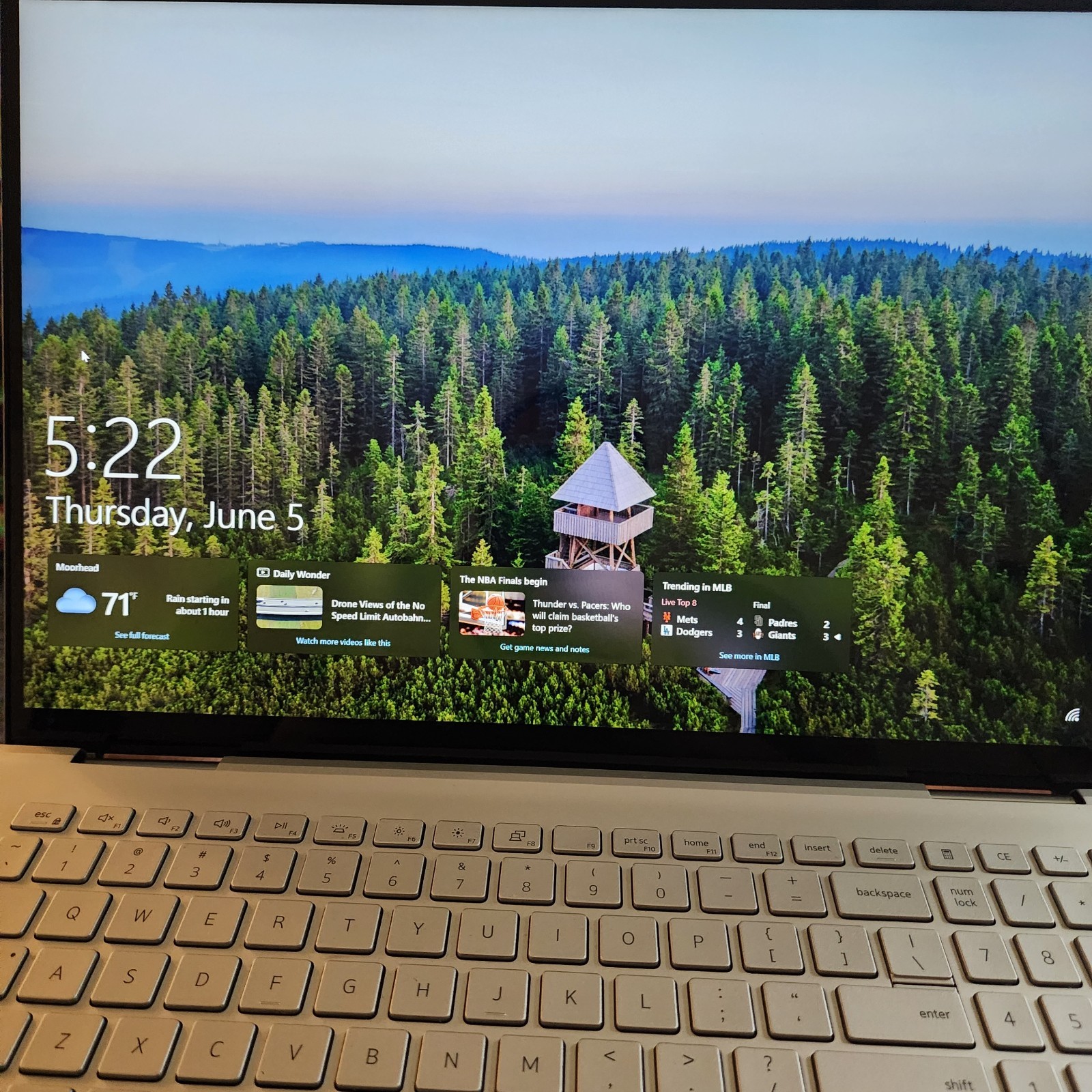 Dell Inspiron 7706 2n1 intel i5-1135G7 11th gen Touch Laptop