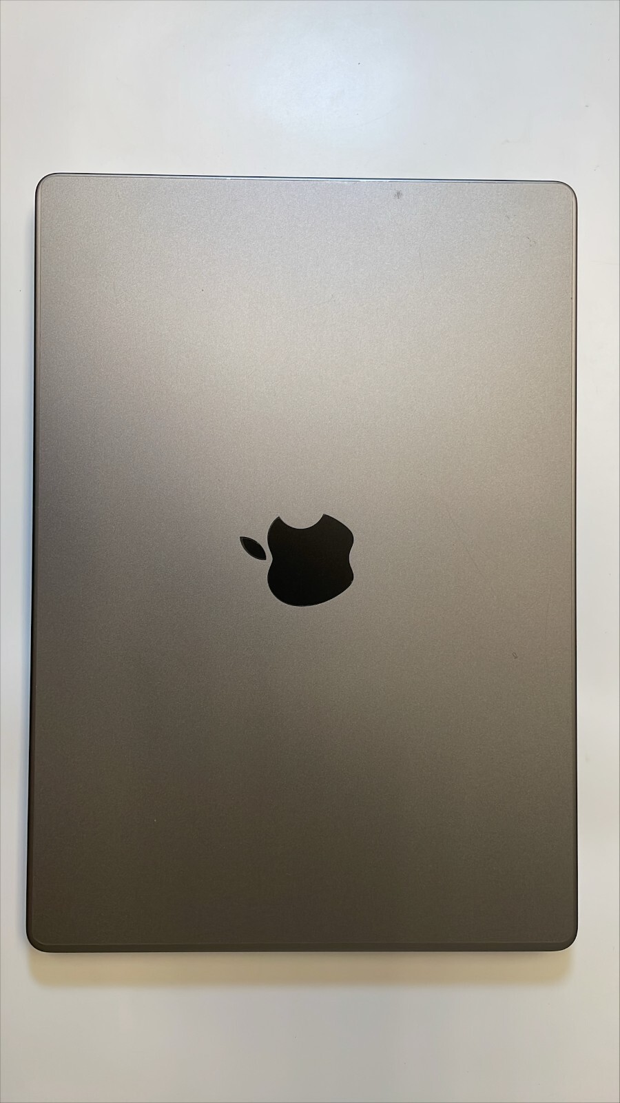 Apple MacBook Pro 14″ M1 Pro 8C14C 16GB RAM 1TB SSD Space Gray