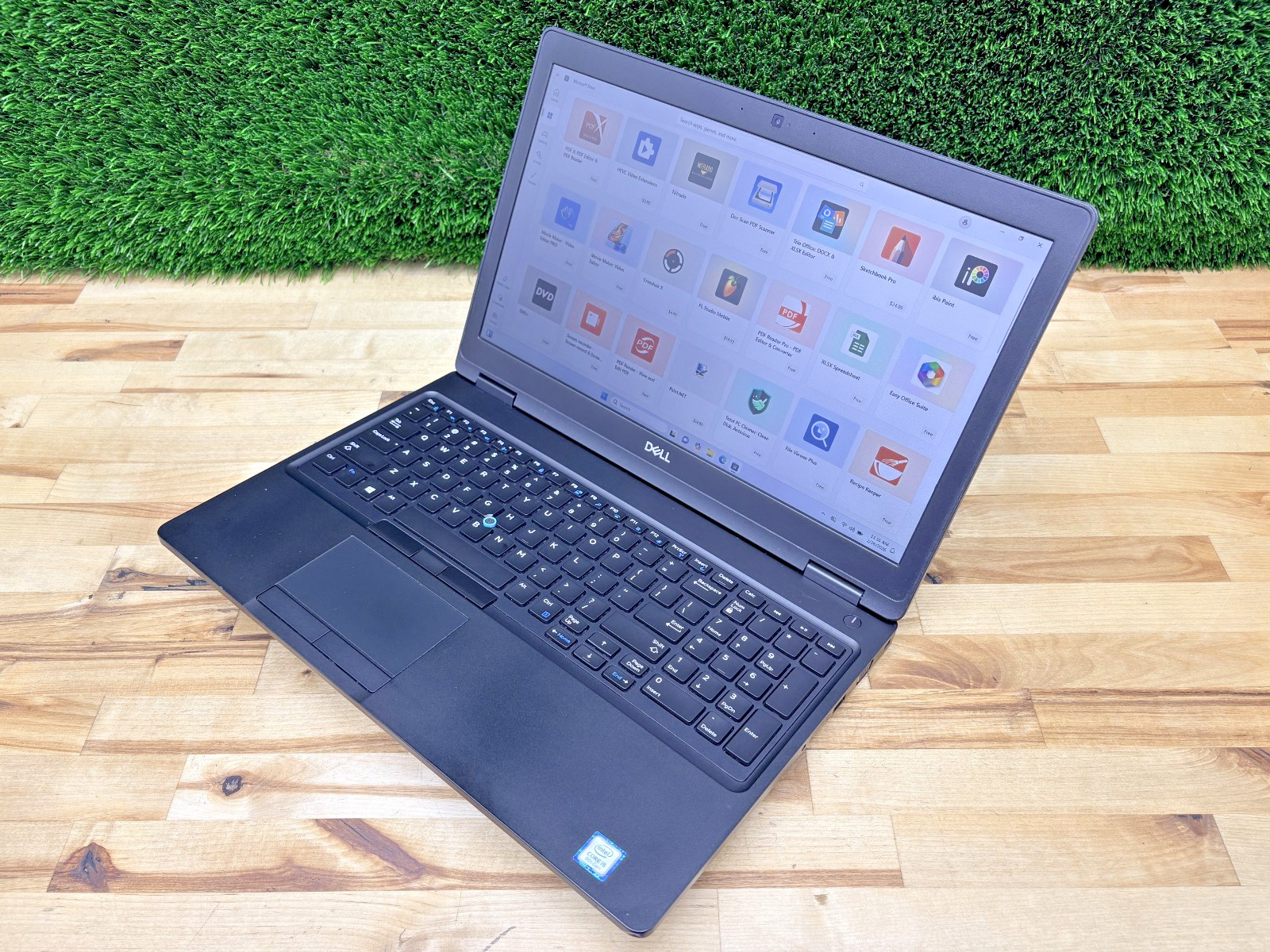 Dell Latitude 5590 Intel i5-8th Gen 1.60GHz 16GB RAM 256GB SSD Windows 11 Pro*