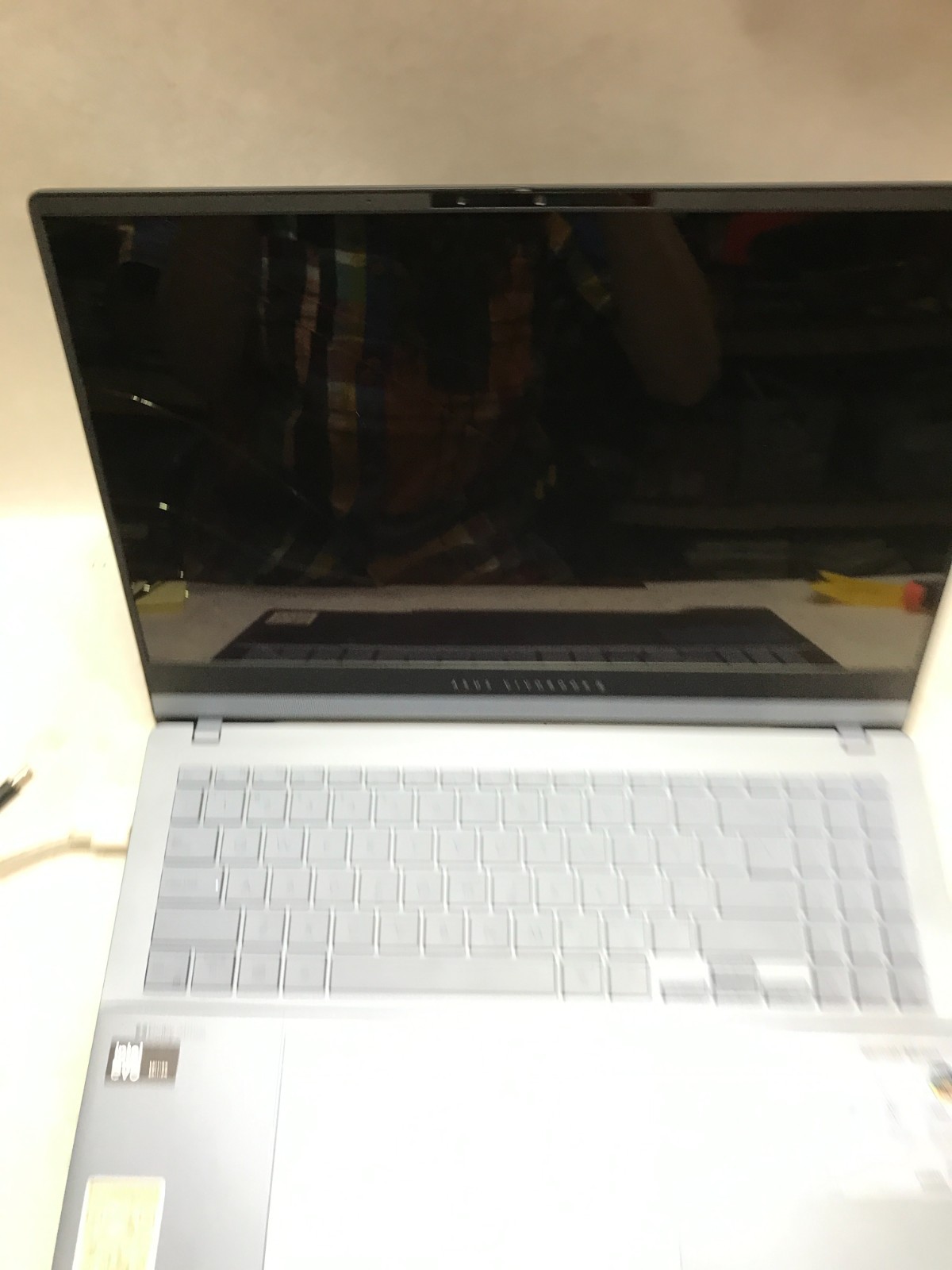 Asus Vivobook S OLED 15″ Intel Core Ultra 7 155H 16GB RAM NO SSD/OS For Parts DW
