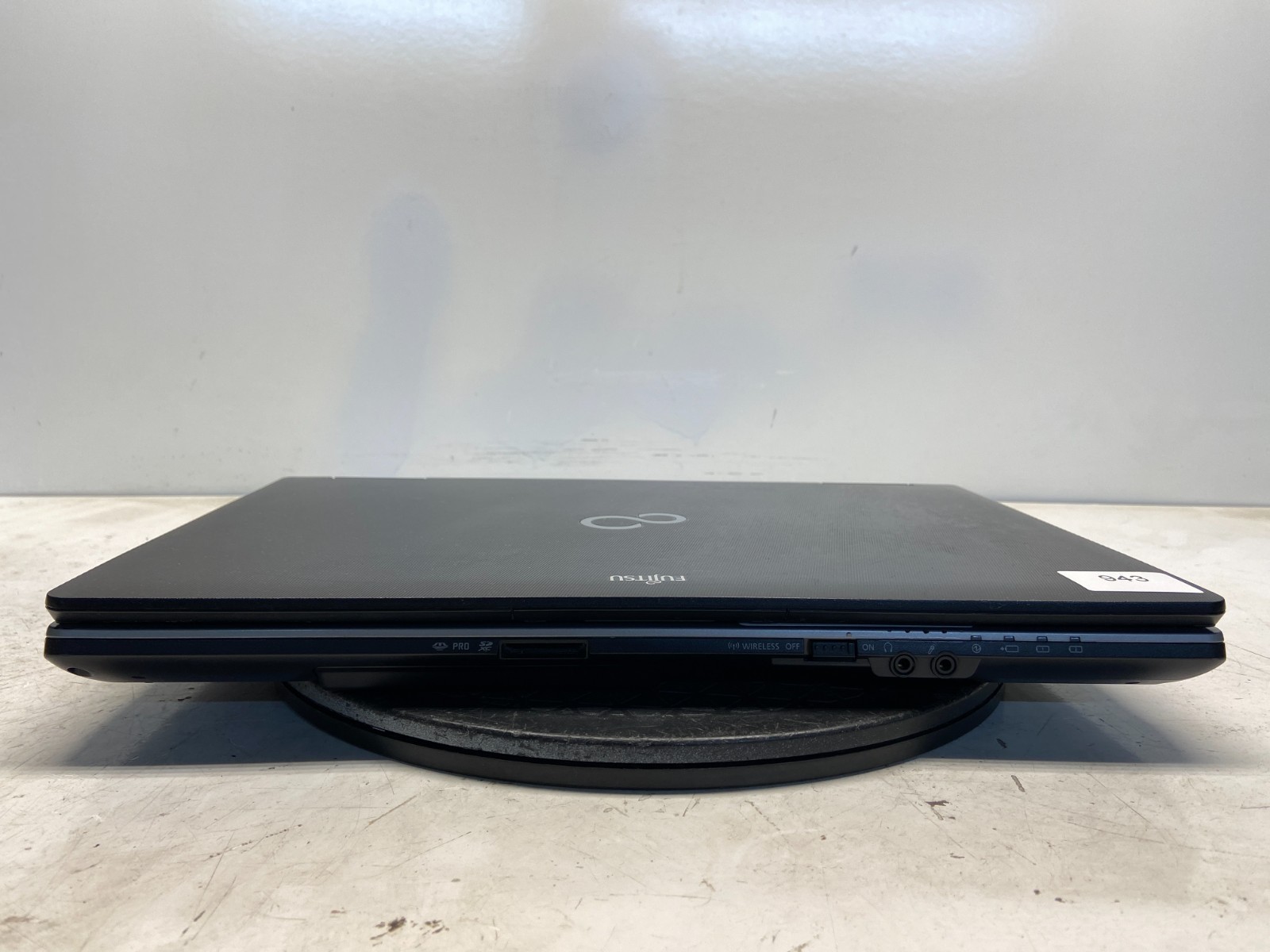Fujitsu LifeBook E752 Intel i5-3320M 2.6GHz 4 GB NO HDD