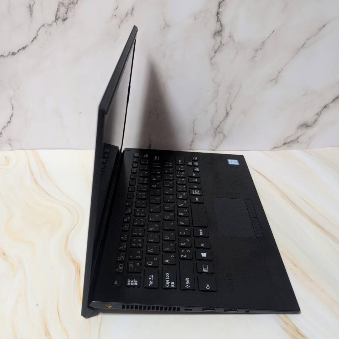 VAIO Pro PK VJPK111 Core i5-8265U 8GB 256GB SSD 14″ FHD Win11 Pro
