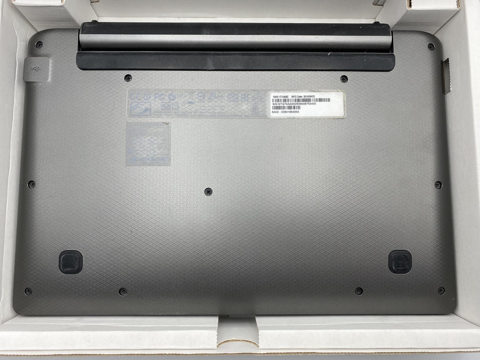 Acer Aspire Switch 11.6″ Intel M 5Y10c 4GB RAM 128GB SSD Win 10 (NT.G74AA.002)