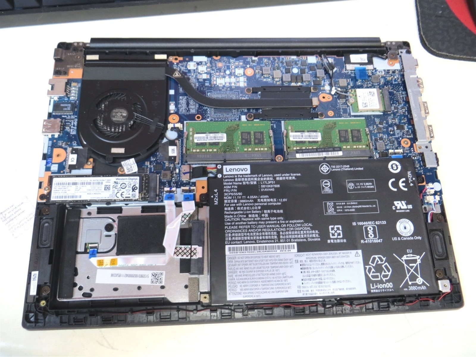Light Spots Lenovo ThinkPad E480 Laptop Intel i5-8250U 1.6GHz 8GB 512GB SSD w/OS