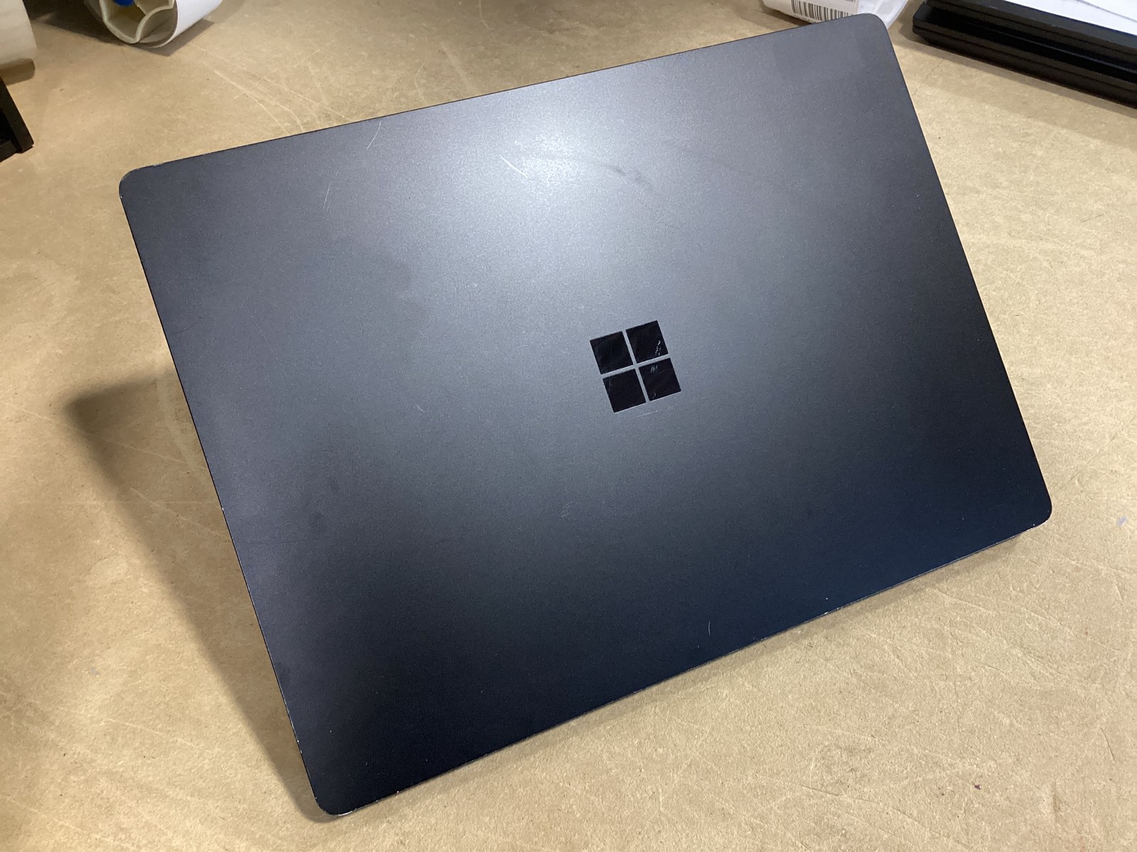 Microsoft Surface Laptop 3 1868 i5-1035G7 1.2GHz 8GB | 256GB | No OS/AC| Grade C