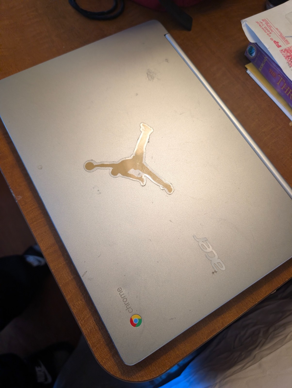 acer chromebook 315 13.3-inch convertible laptop featuring a 1920×1080 IPS touch
