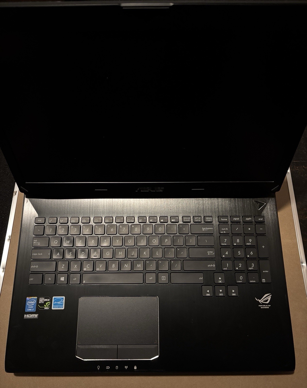 ASUS ROG G750JZ Gaming Laptop Without Hard Drive Offers Welcome