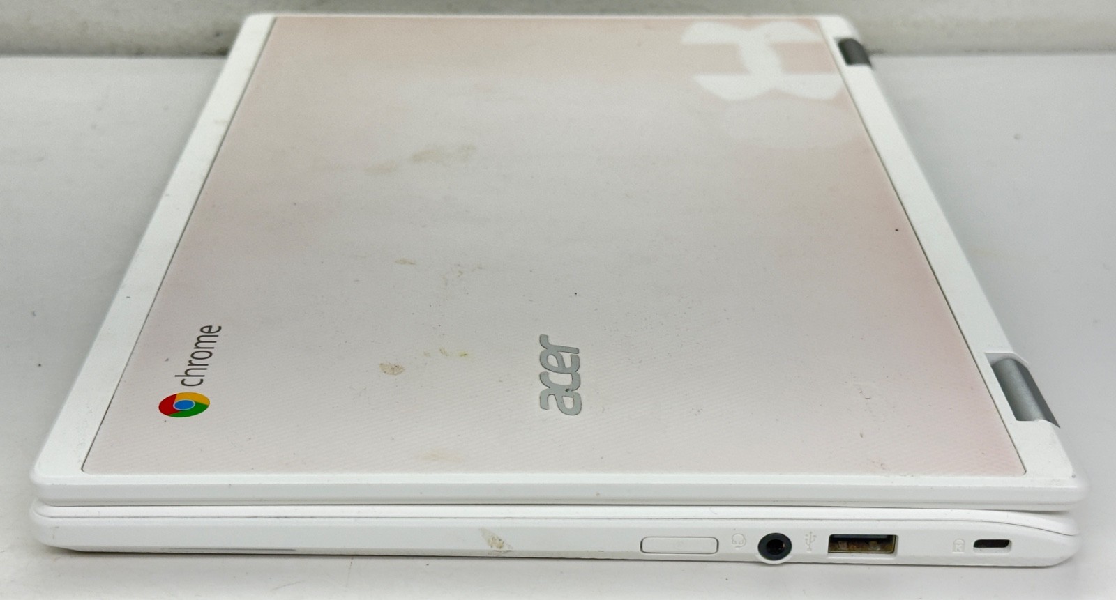 Acer Chromebook R11 Laptop Model N15Q8 Notebook UNTESTED BROKEN POWER CORD READ
