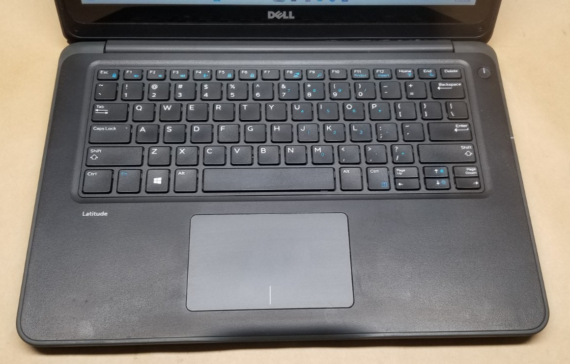 Dell Latitude 3380 13.3” TOUCH, I3-6006U, 8GB RAM, 128GB SSD, WINDOWS 11 PRO