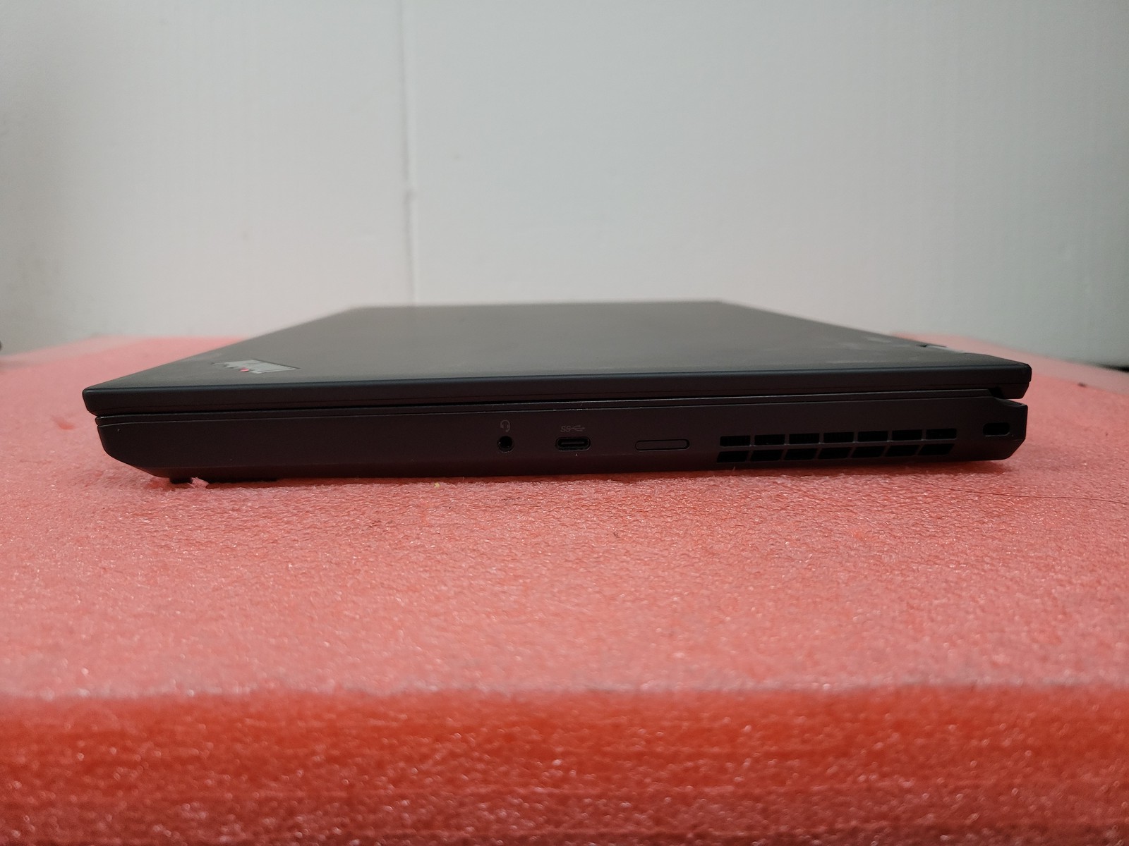 Lenovo ThinkPad P53 15.6″ i7-9750H@2.60GHz 8GB RAM 256GB SSD Win 11 Pro – LP17A