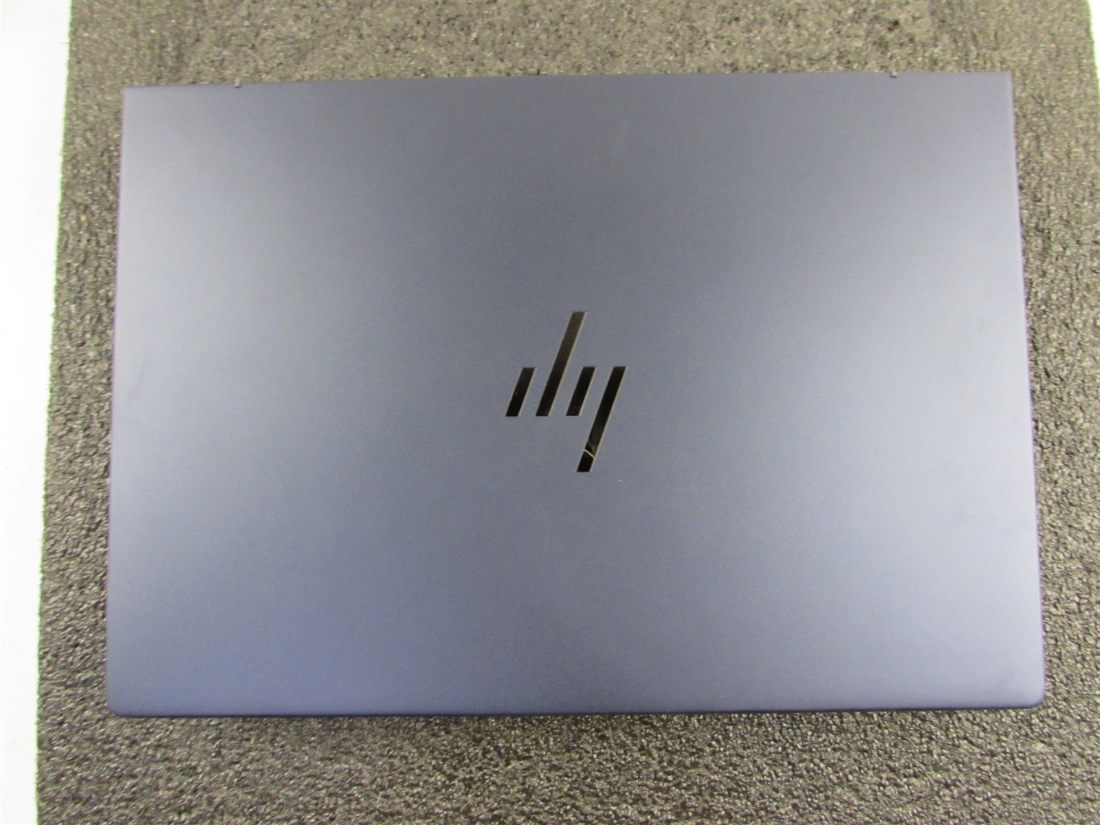 HP ELITEBOOK X G1I 14 AI CORE ULTRA 7 268V NO SSD 32GB RAM NO O.S/BATT