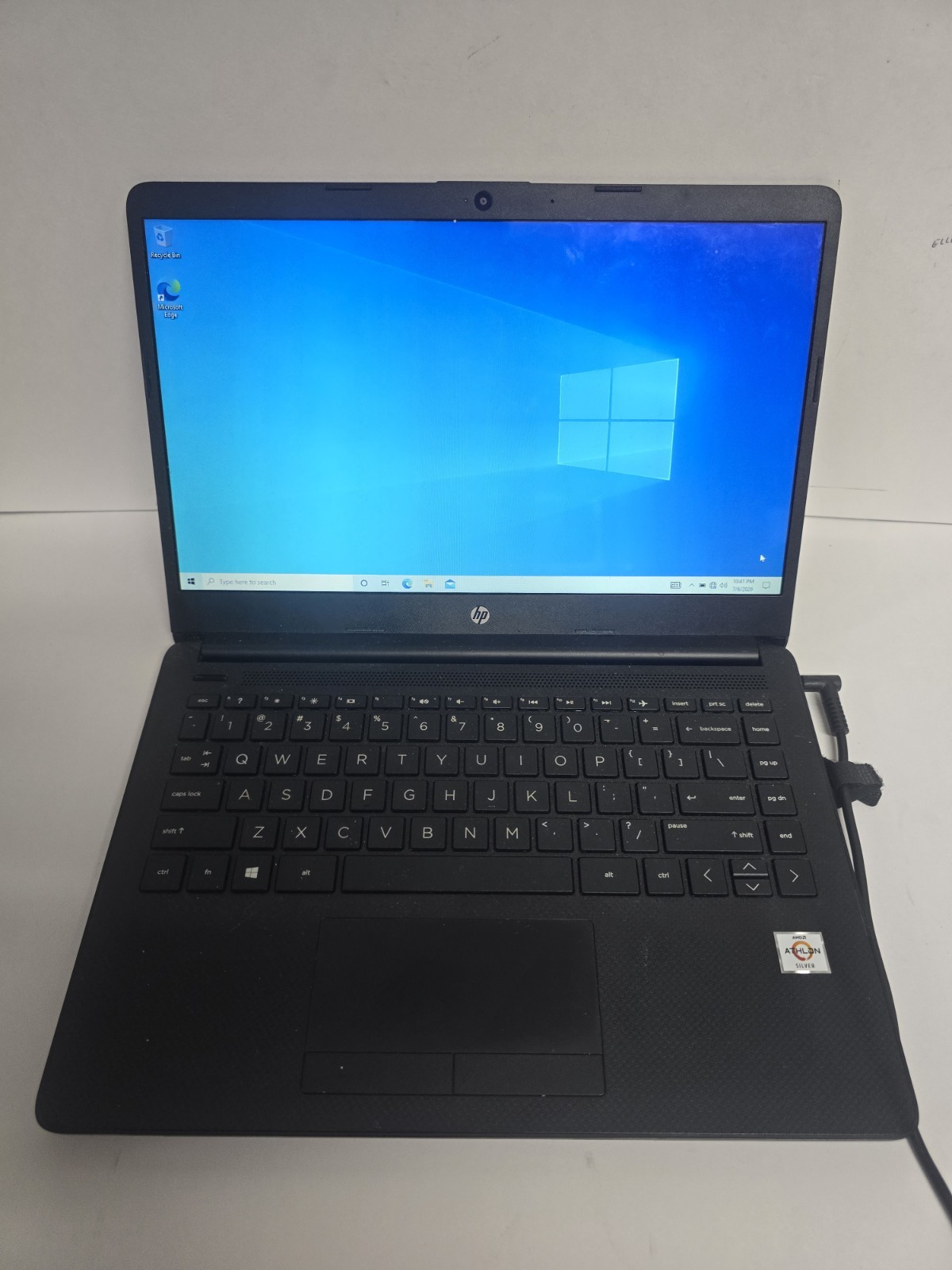 HP 14-dk1003dx 14″ Laptop Notebook AMD Athlon Silver 3050U 8GB RAM 128GB HD