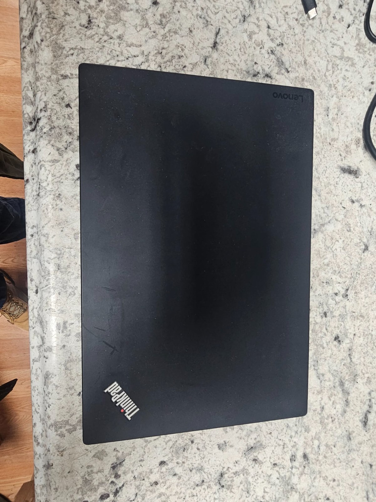 Lenovo 5th Gen X1 Carbon | Intel i5-7300U | 16GB RAM | Powers & Posts Special