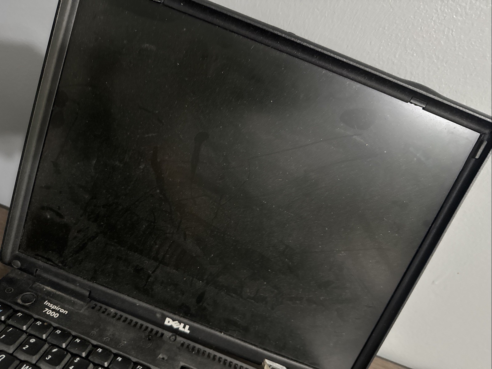 VINTAGE Dell PPI Inspiron 7000 Laptop UNTESTED NO Power Cord, Hinge damage
