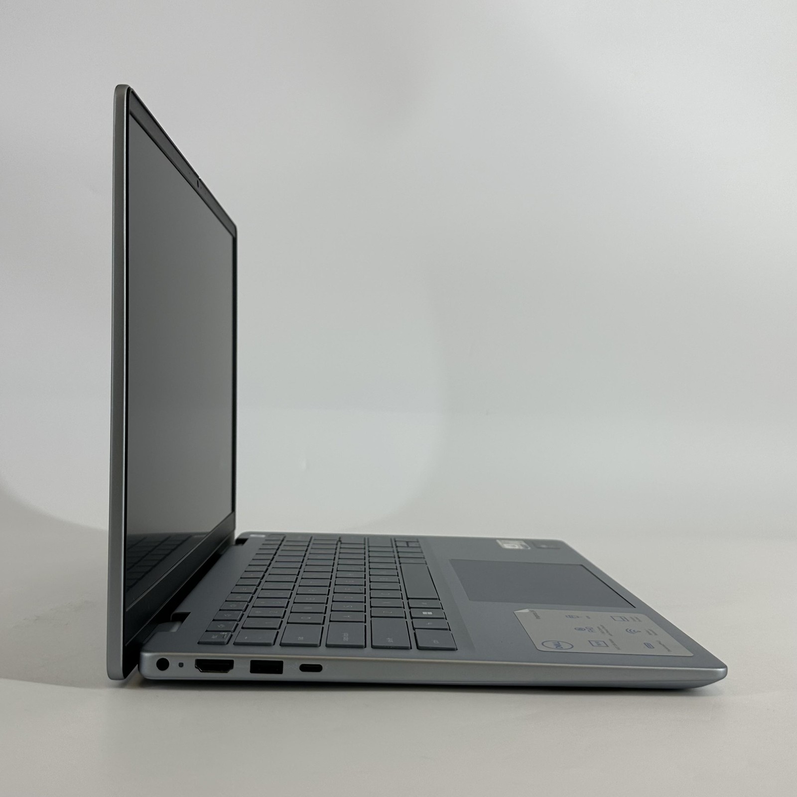 Dell Inspiron Plus 7440 14 QHD+ 3.8 GHz Ultra 7 155H 32GB 1TB SSD Excellent