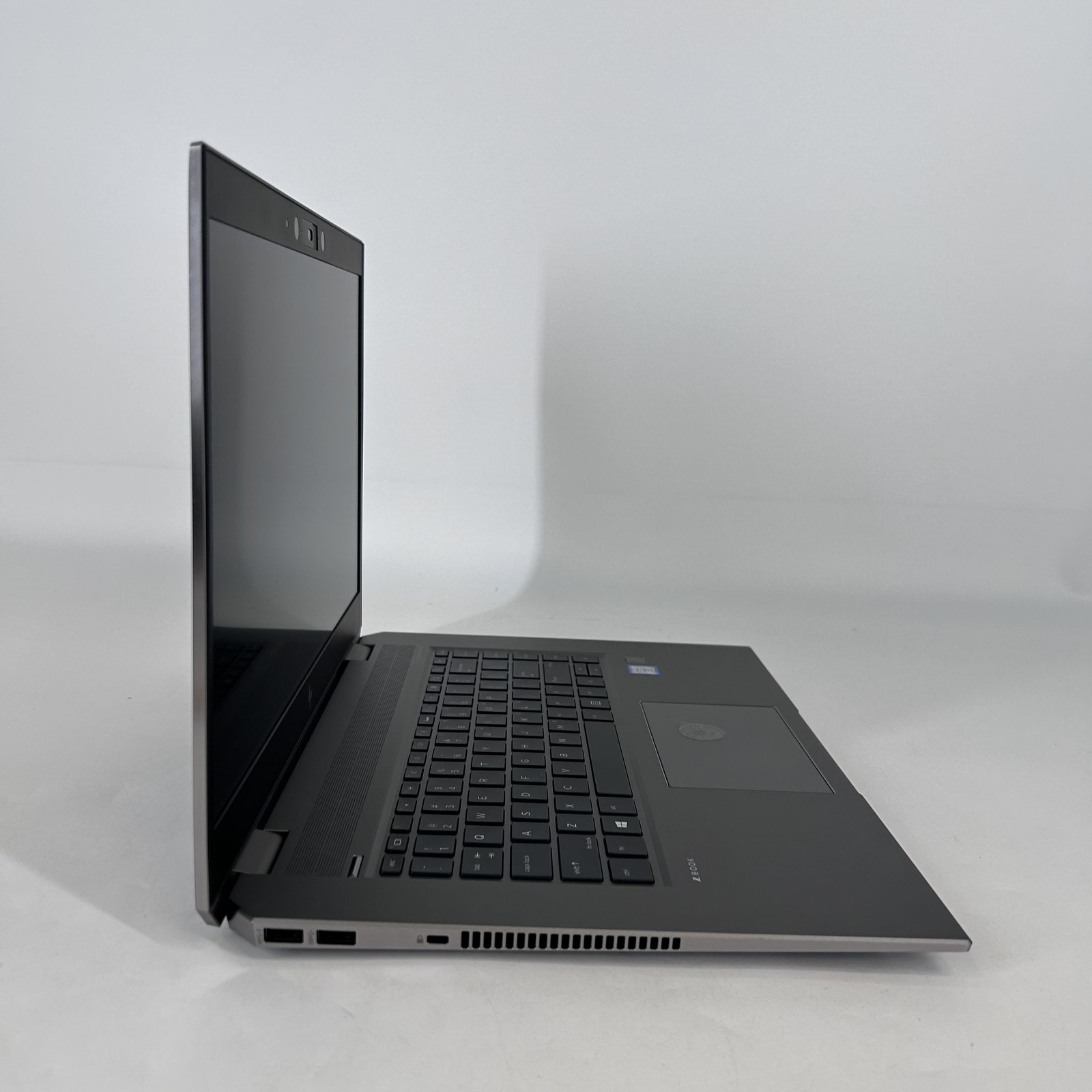 HP ZBook Studio G5 15.6 4K i7-8665U 1.90GHz 32GB 512GB SSD Quadro P1000