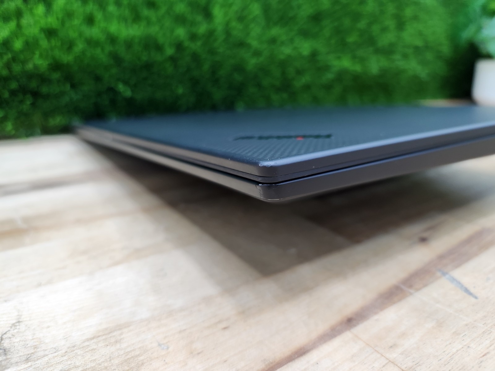 Lenovo ThinkPad P1 Gen 3 15.6″ 4K Touchscreen i9-10885H 32GB 512GB SSD T2000 ~