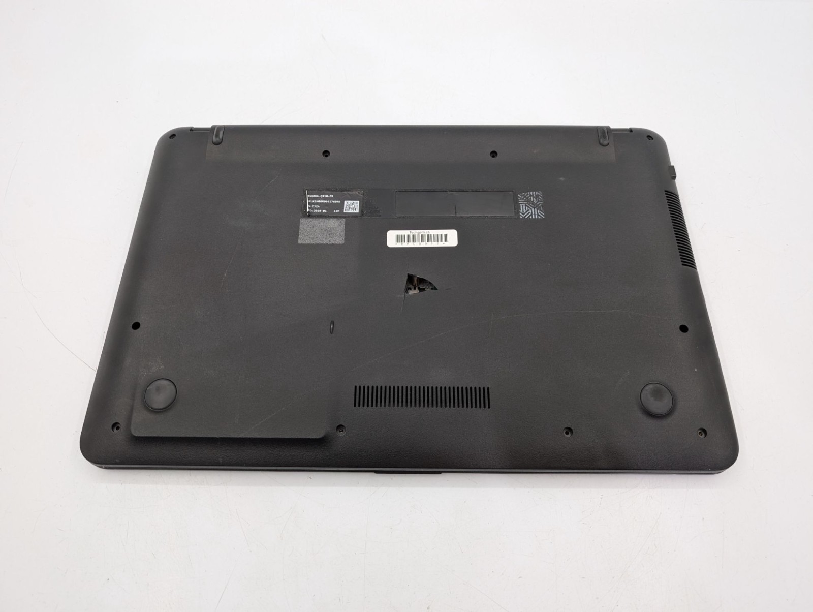 Asus K540UA-Q31B-CB 15.6″ Laptop i3-8130U 6GB RAM Missing HDD Connector Boots