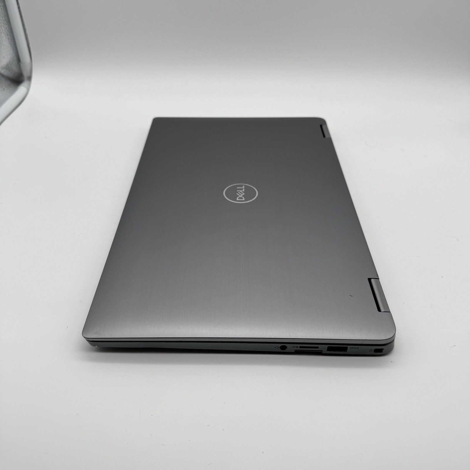 Dell latitude 9410 14″ Touch | i7-10610U 1.8GHz | 16GB RAM | No SSD | *NO POWER*
