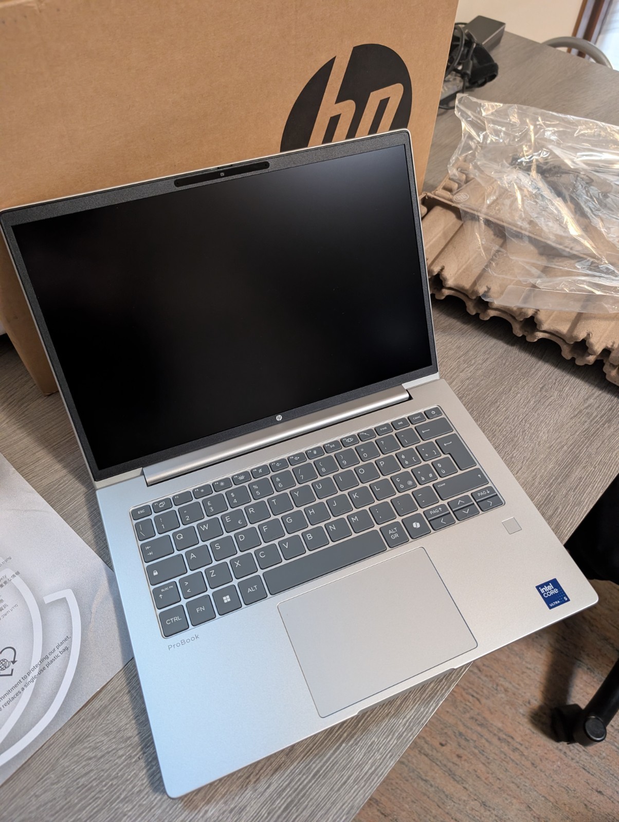 HP ProBook 4 G1i ULTRA 5 16GB 512GB WUXGA WARRANTY 3 YEARS WIN 11 PRO COPILOT PC