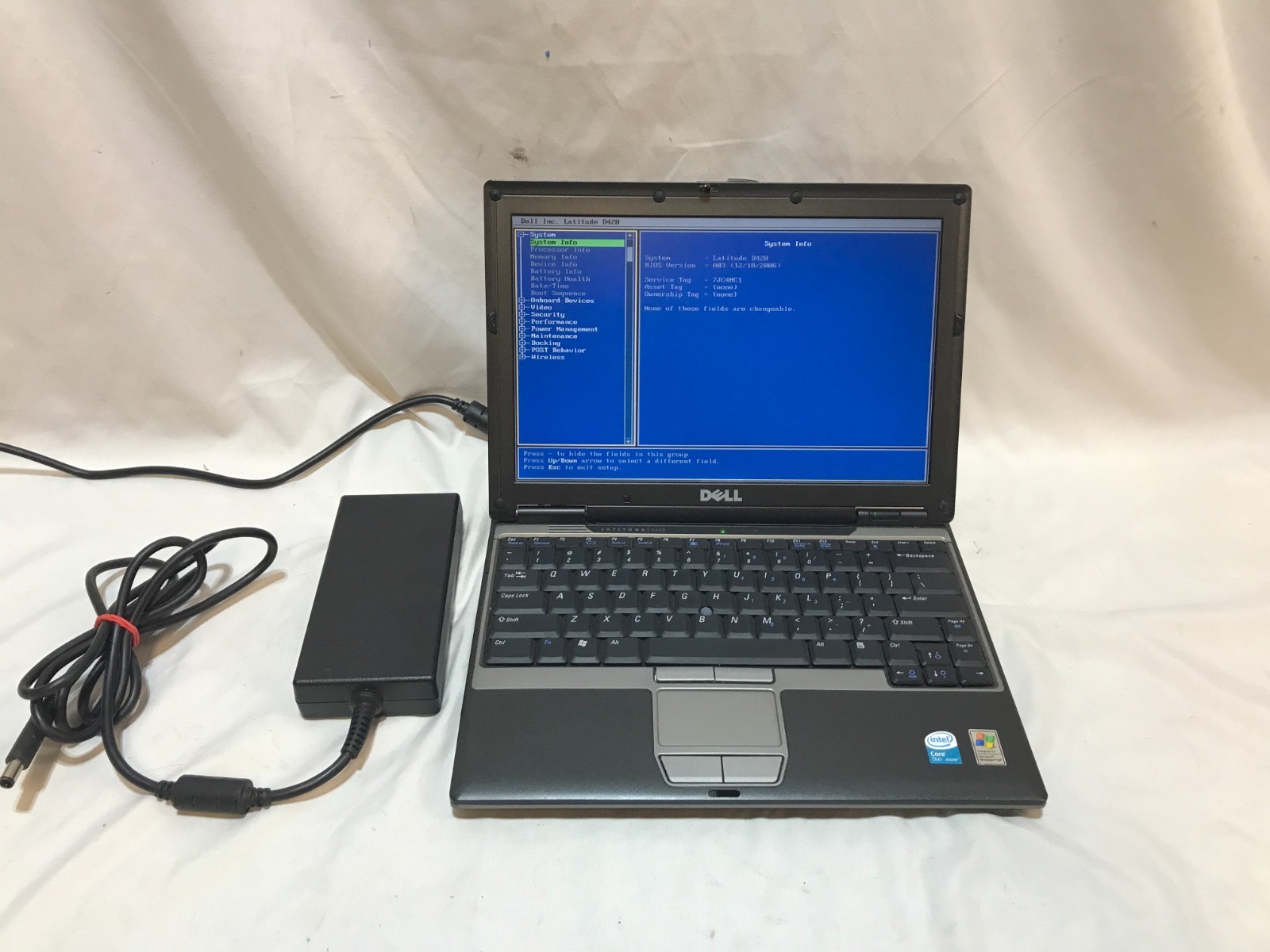 Dell Latitude Laptop D420 Duo Core 1GB 80HD Serial Windows XP Charger Vintage