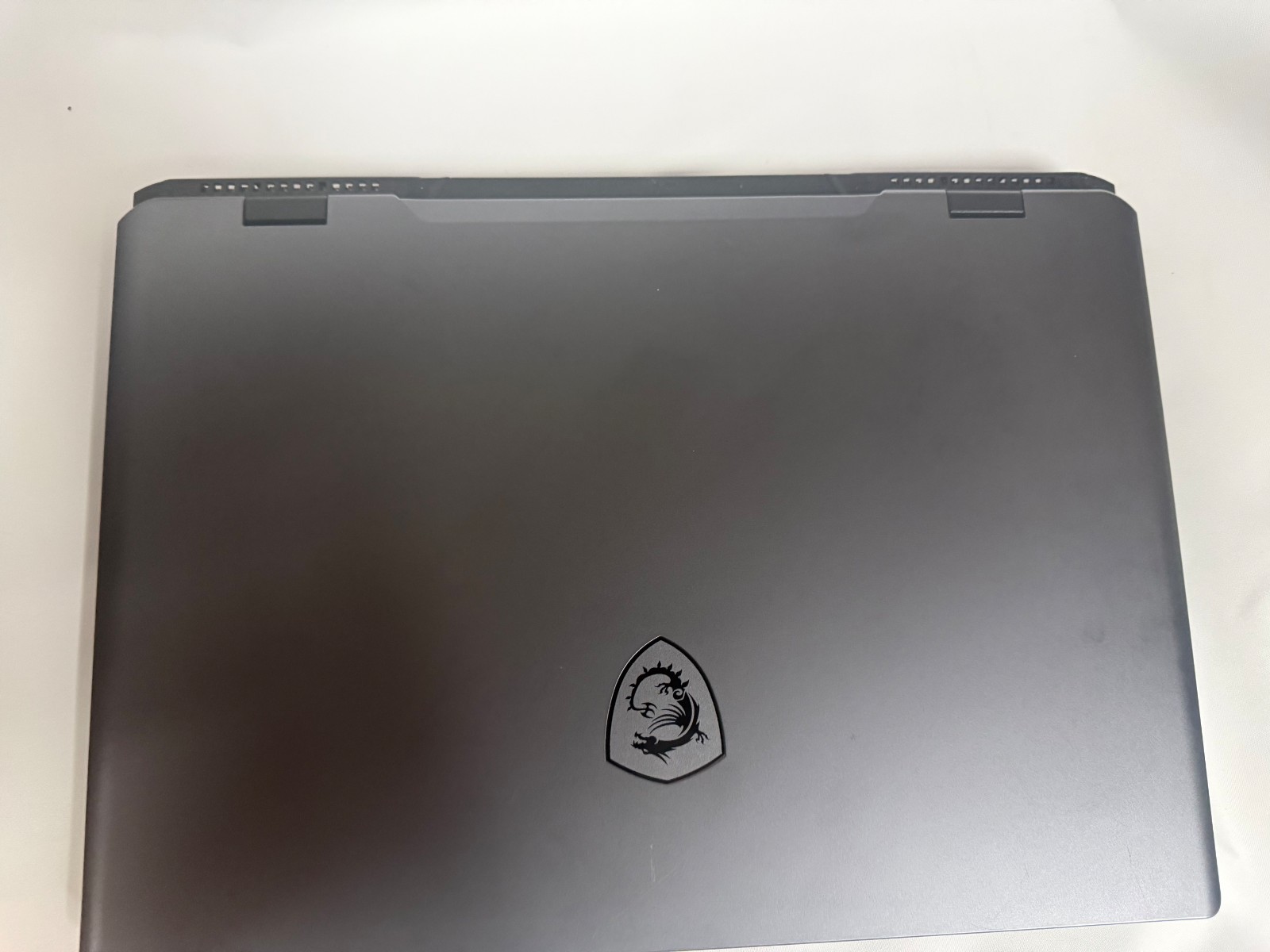 MSI Sword 17 HX B14V – 4TB SSD- i9 14900HX – 32GB DDR5- RTX 4070-MS Office 21 P