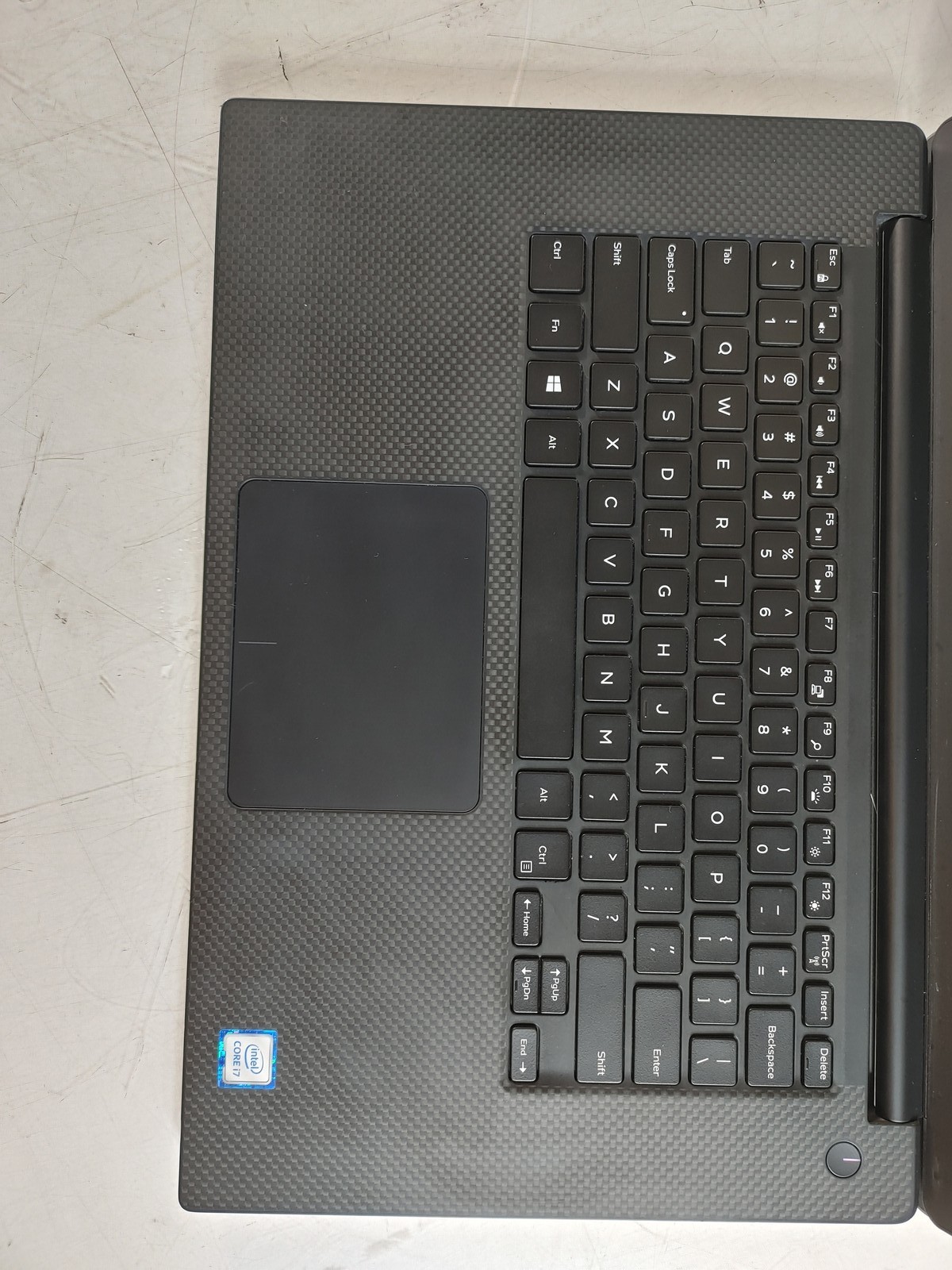 Dell Precision 5540 Core i7-9850U 2.60 GHz 16 GB DDR4 No HDD
