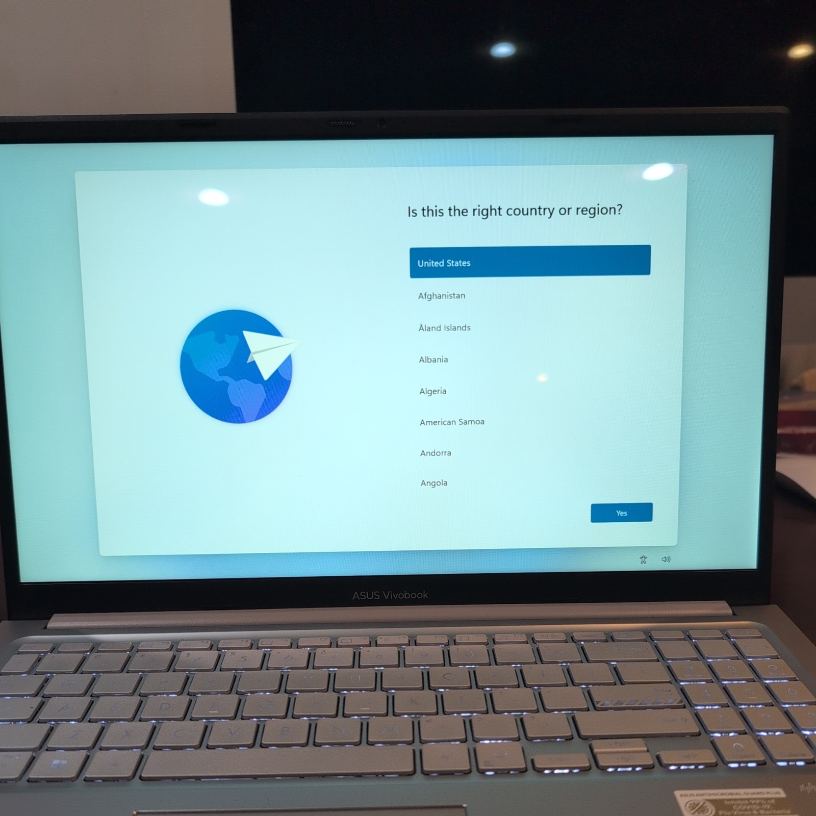 Asus Vivobook 15 F1504Z Touchscreen 15.6″ i7-1255U 1.7GHz 16GB RAM 512GB SSD