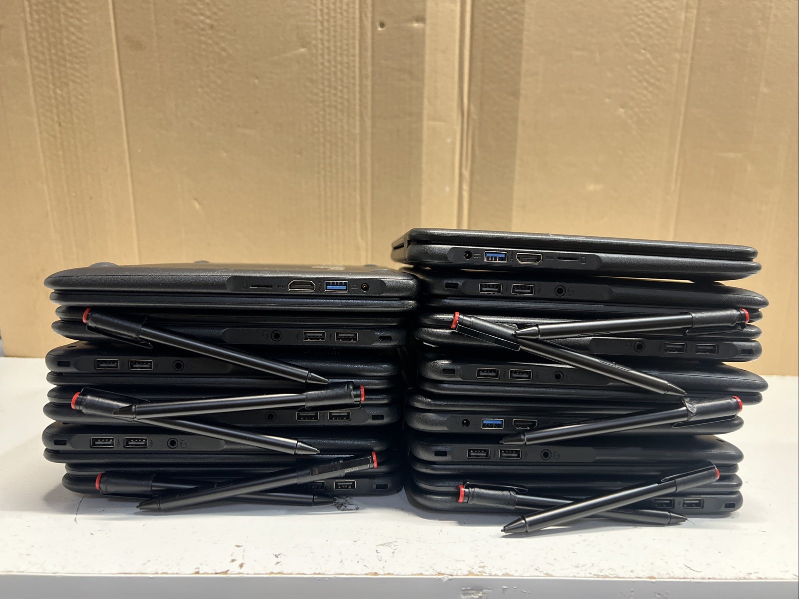 Lot of 13 | Lenovo N24 11.6″ Convertible | Intel N3450 | w/ Power Supplies