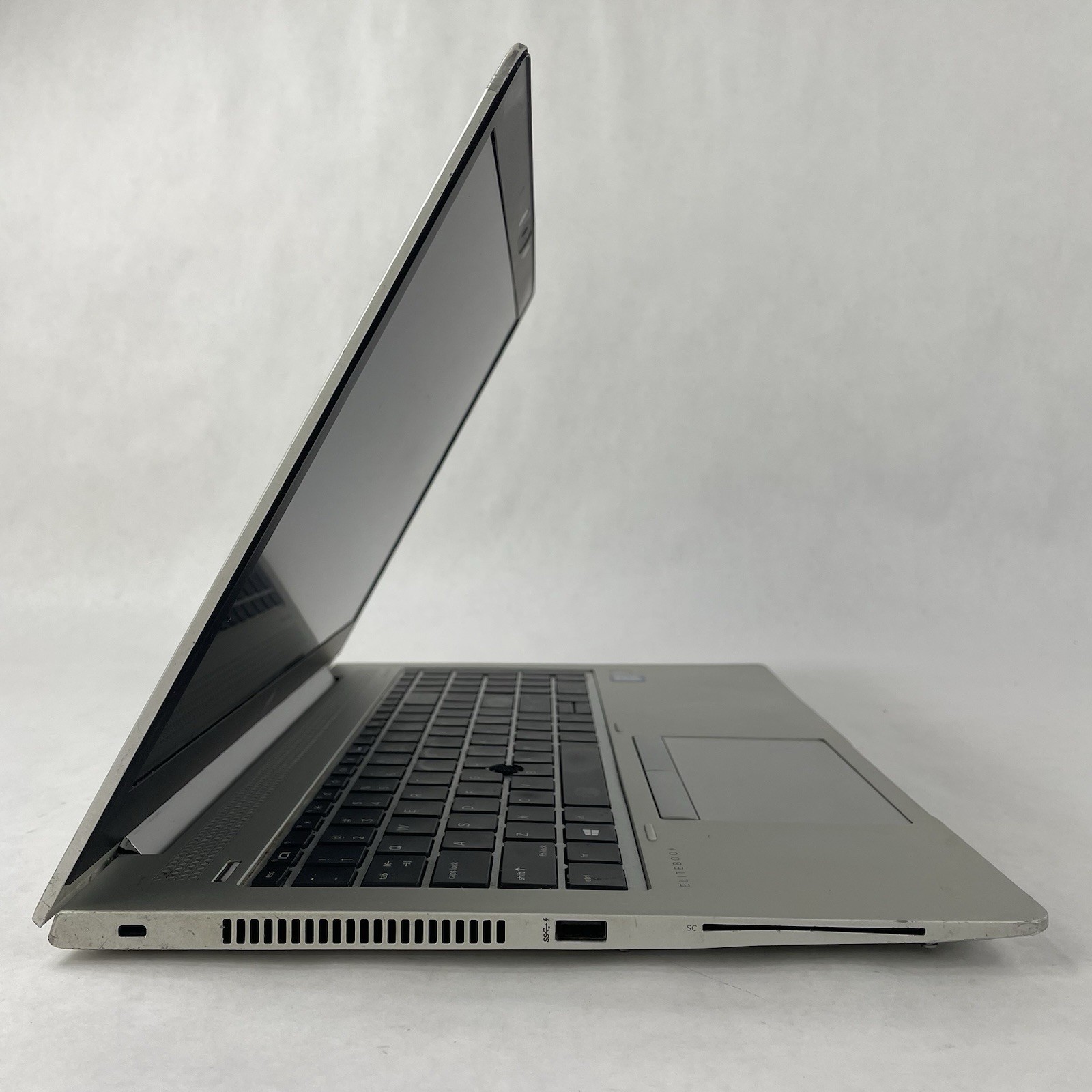 HP EliteBook 850 G6 15.6″ i5-8365U 1.60 GHz 8 GB RAM No SSD/OS/AC – Dent