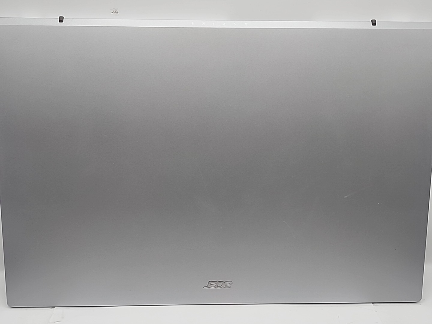 Acer Aspire Go 15 Ryzen 7 5825u 512gb SSD Windows 11 – 16gb RAM – NO CHARGER