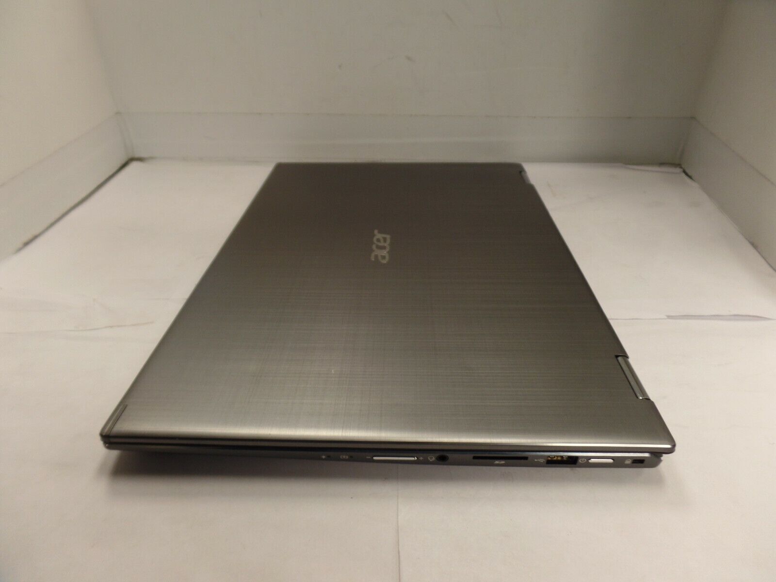 Acer Spin 5 SP515-51GN-83YY 15″ FHD Touch 1.80GHz i7-8550U 8GB 1TB SSD W10 MINT
