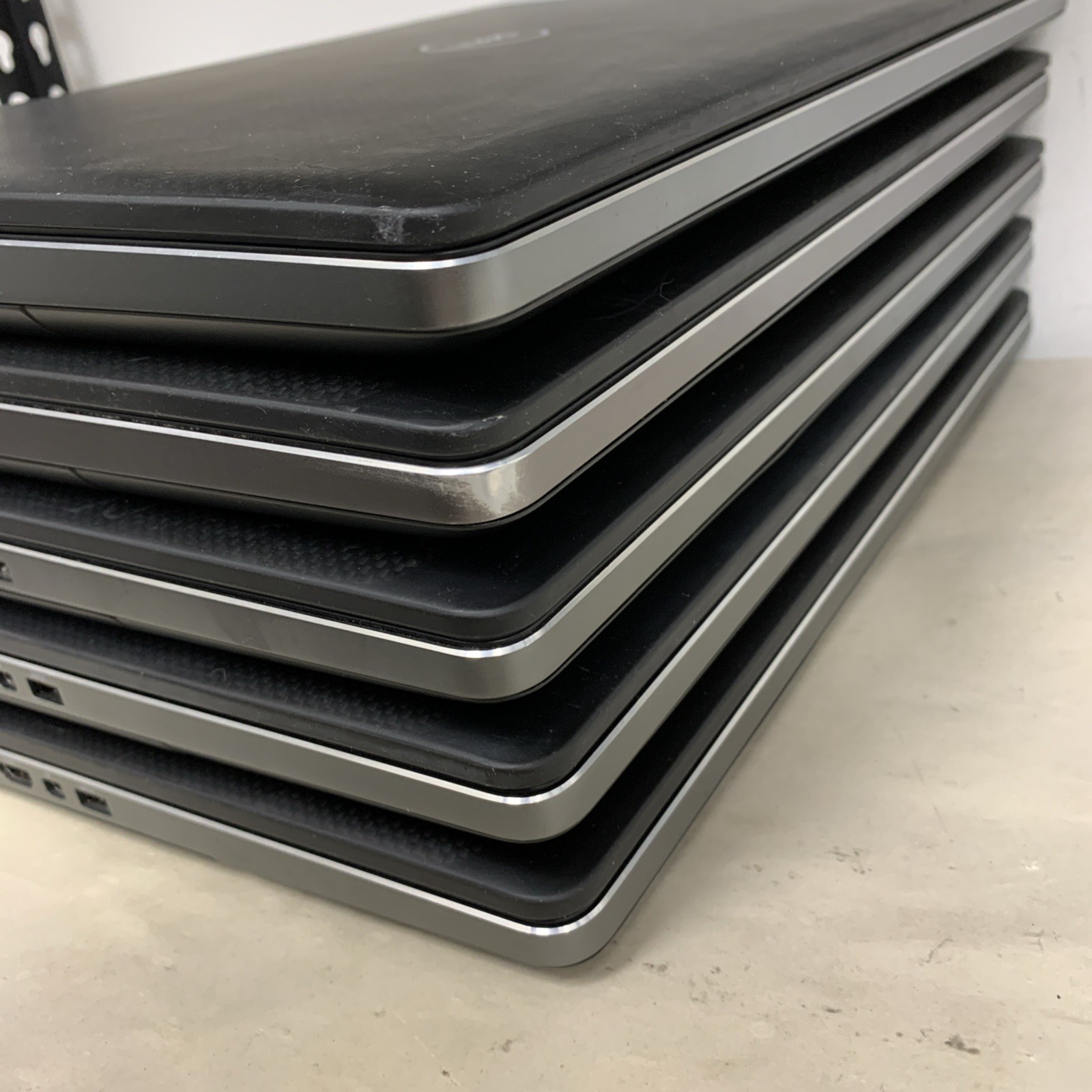 (LOT OT 5) Dell Precision 7510 i5-6300HQ 16GB RAM 512GB SSD Win11 Pro | M1000M