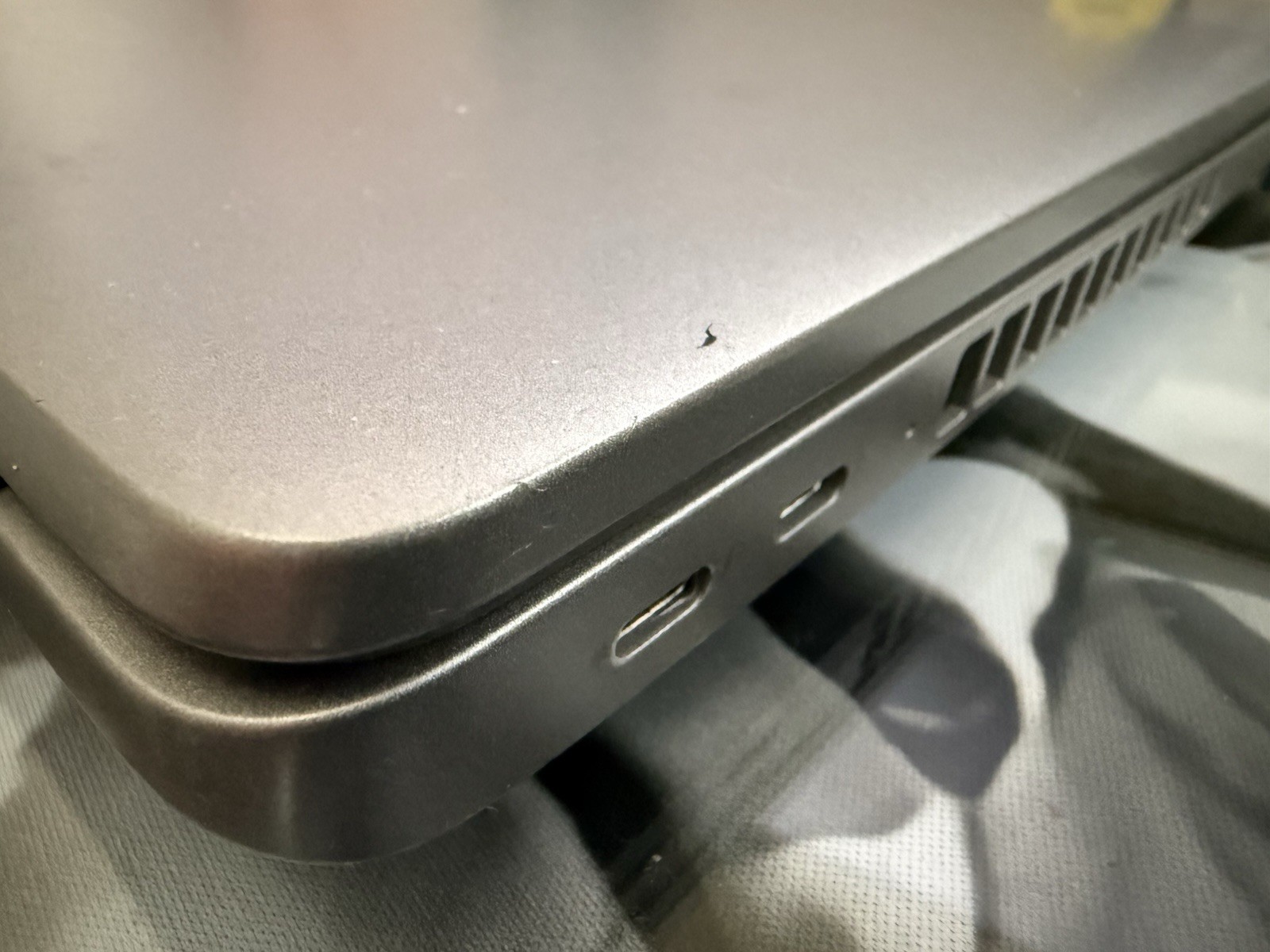 Dell Precision 3591 15.6″ Core Ultra 7 165H 64GB RAM 1TB SSD RTX 1000 Ada