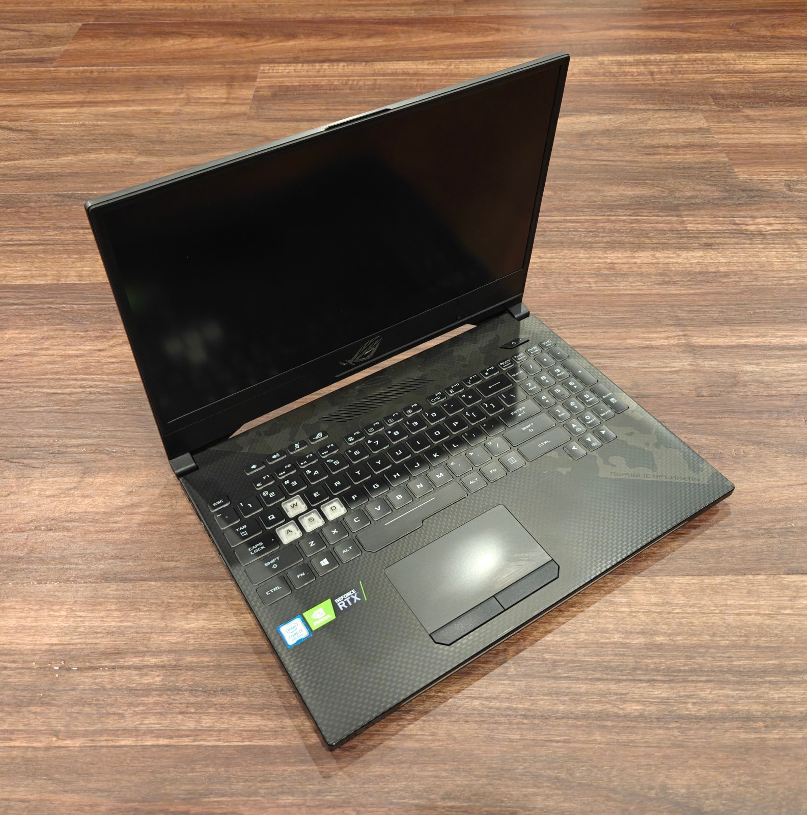 Asus ROG Strix SCAR II Gaming Laptop RTX 2070 32GB RAM 4TB NVMe SSD 15.6″ Win 11