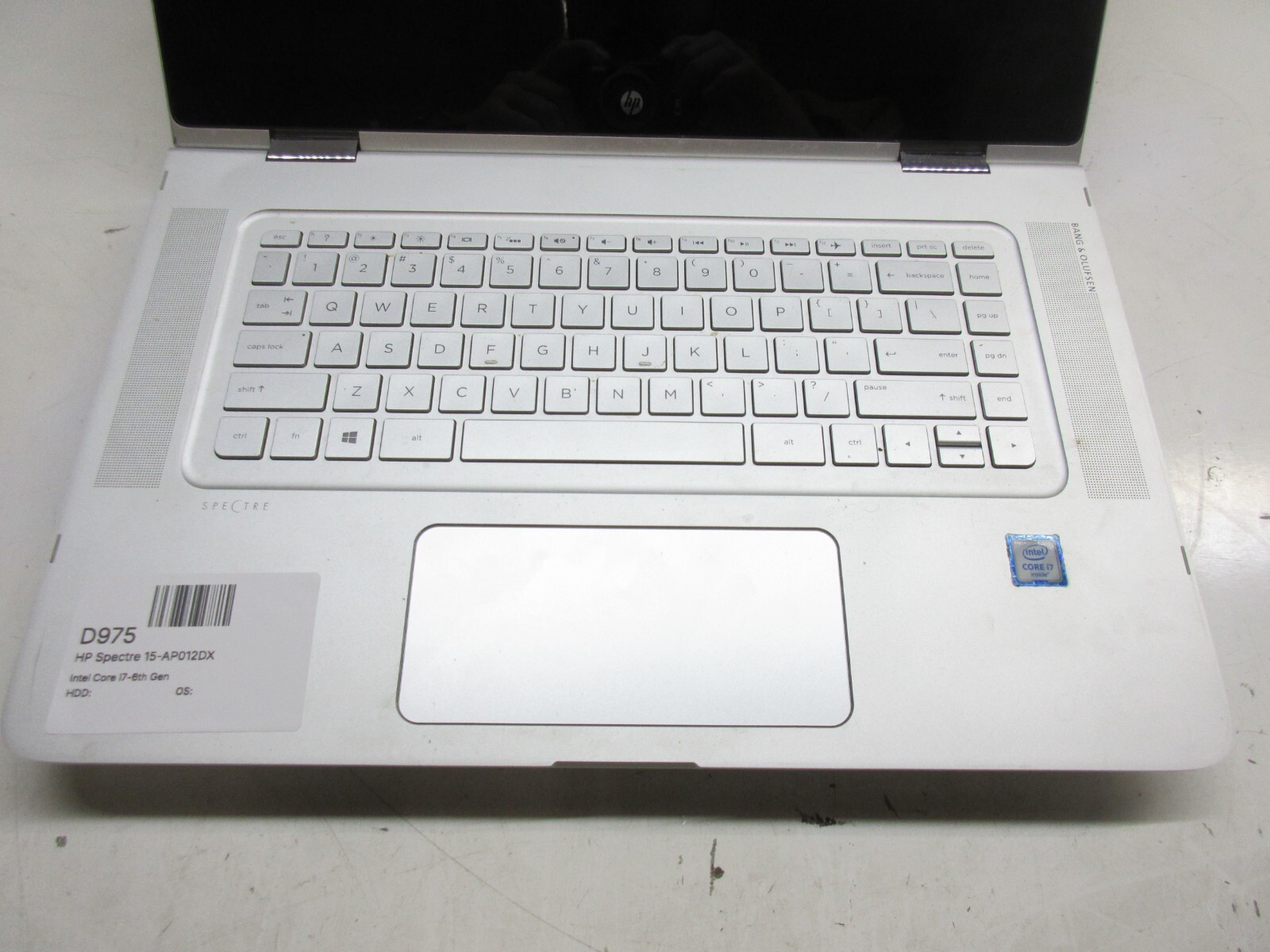 HP Spectre 15-AP012DX Intel Core i7-6th Gen No Ram, NO HDD, No Batt – For Parts