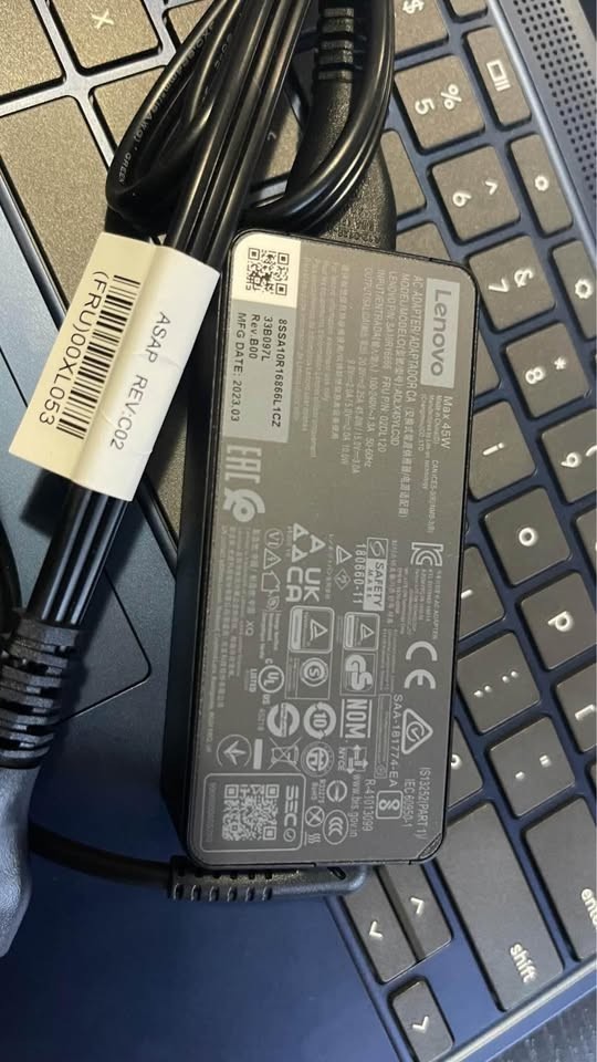 Lenovo Flex 3 3i 8 12.2″ Chromebook 12IAN 4GB RAM 64GB SSD Intel N 3.40