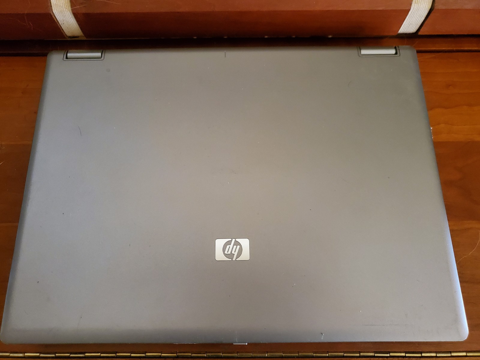 Three Old Laptop lot for parts Dell / HP