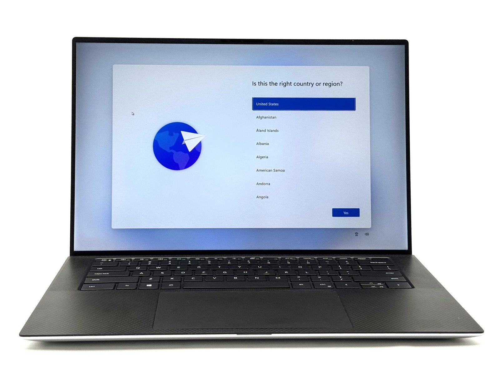 Dell XPS 9510 – FHD+ – i7-11800H – 16GB RAM – RTX 3050 – 512GB SSD – Silver