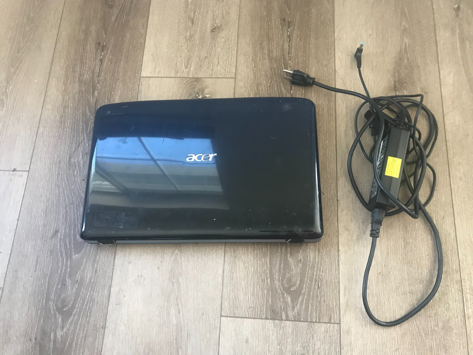 Acer Aspire 5735-4624 15.6″ Intel Pentium Dual T3200 2.00GHz 2GB RAM 160GB HDD