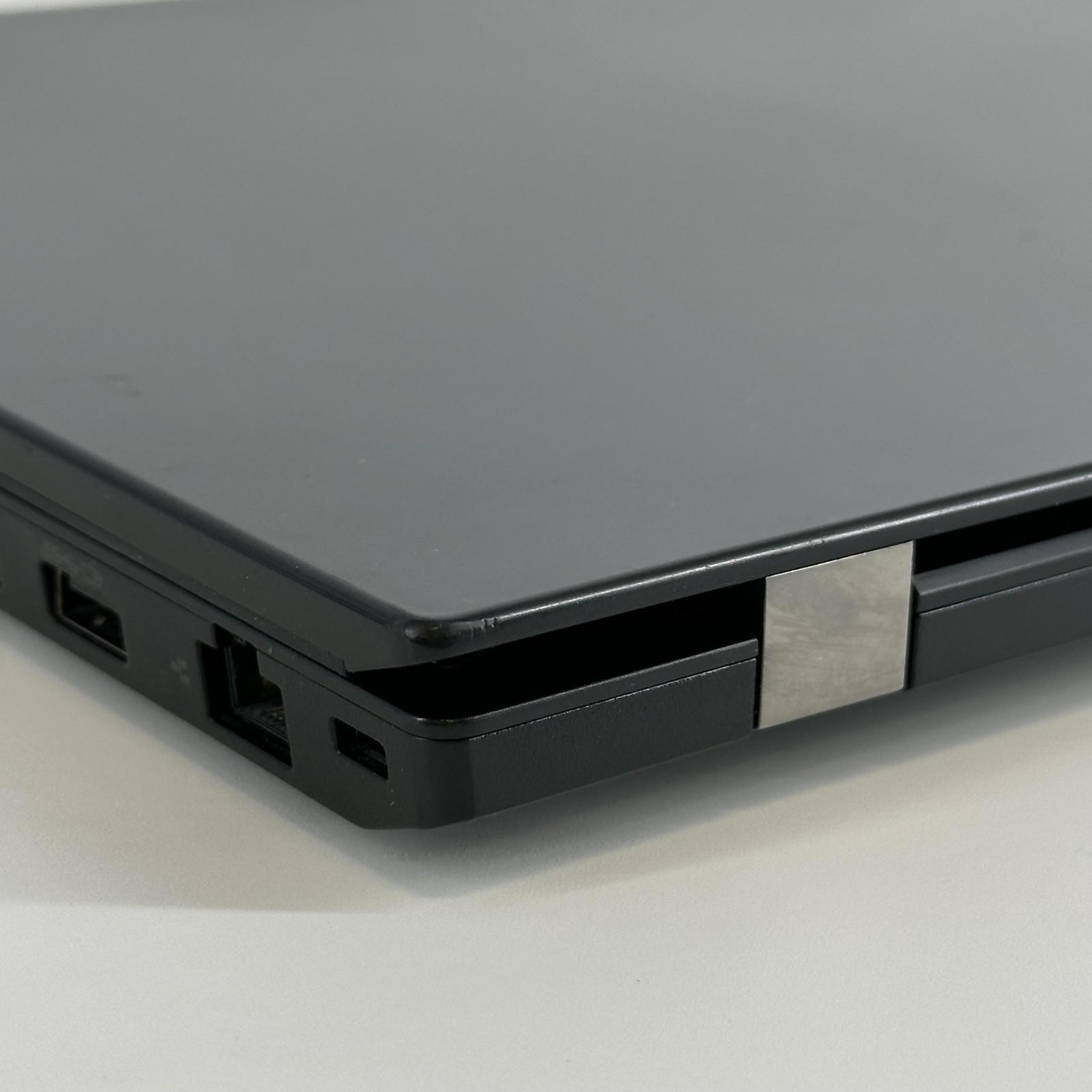 Lenovo ThinkPad P15v Gen 3 FHD 2.5GHz i9-12900H 32GB 1TB SSD RTX A2000 Very Good