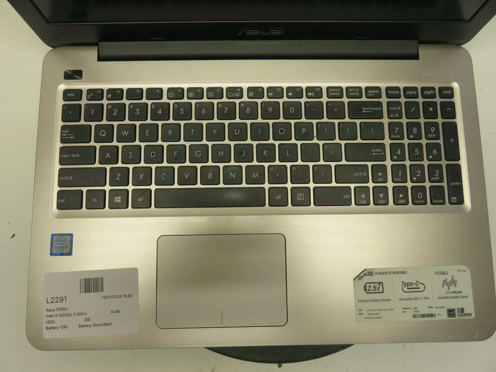 Asus F556U Intel i5-6200U 2.3GHz 8 GB NO HDD No Batt